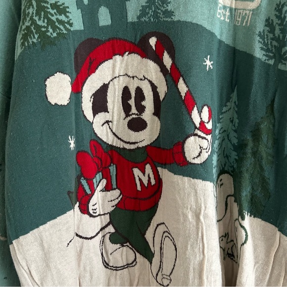 Disney World Mickey Mouse Holiday Spirit Jersey Sweater Adults size Large - Picture 6 of 12